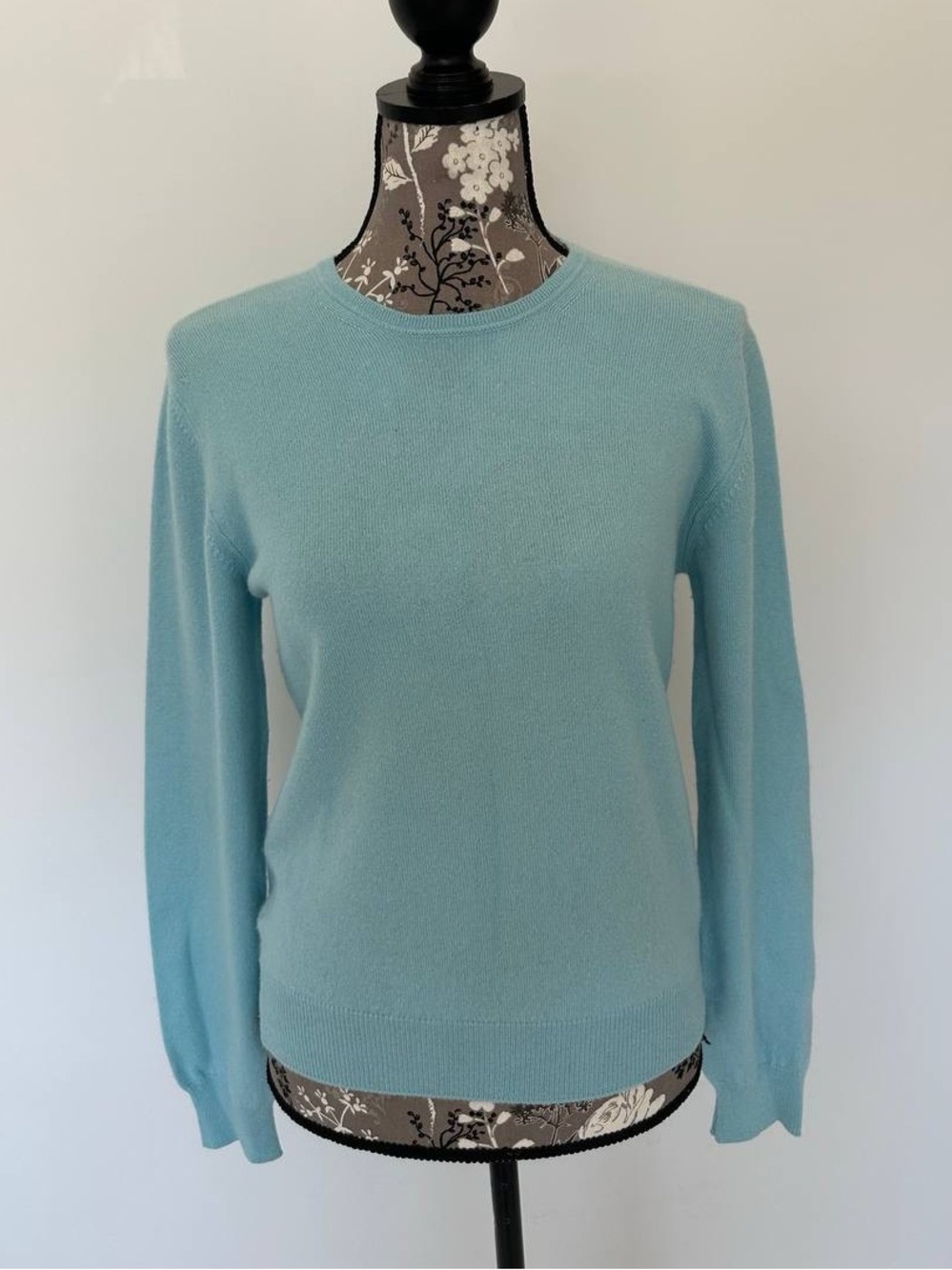 Cashmere Blue Crewneck Women's Sweater